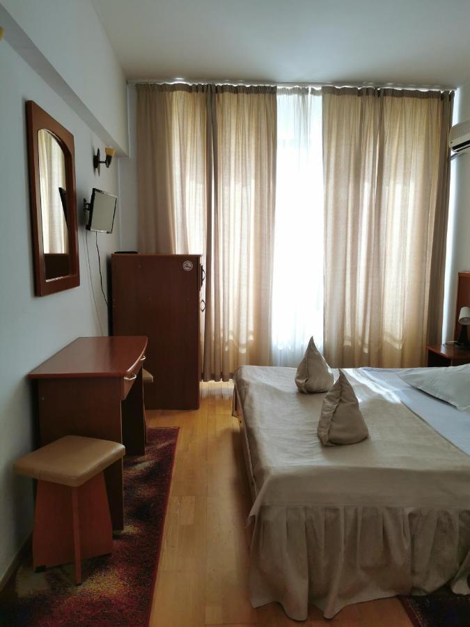 Hotel Unirea Focşani エクステリア 写真